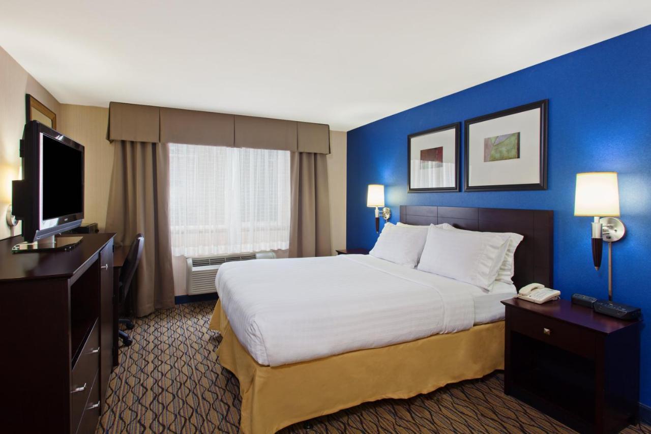 Holiday Inn Express & Suites Seattle - City Center Exteriör bild